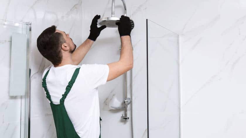 Choisir installateur douche à l'italienne