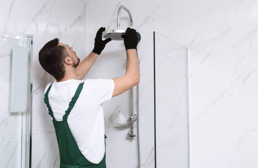 Choisir installateur douche à l'italienne
